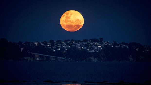 A few of the very best photos of Sunday's Supermoon