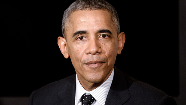 Obama says sorry after interrupting wedding plans