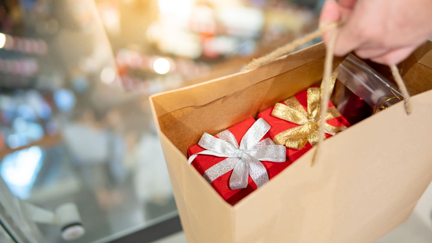Kiwis are planning to spend less and spread out costs this holiday season. Photo / 123rf
