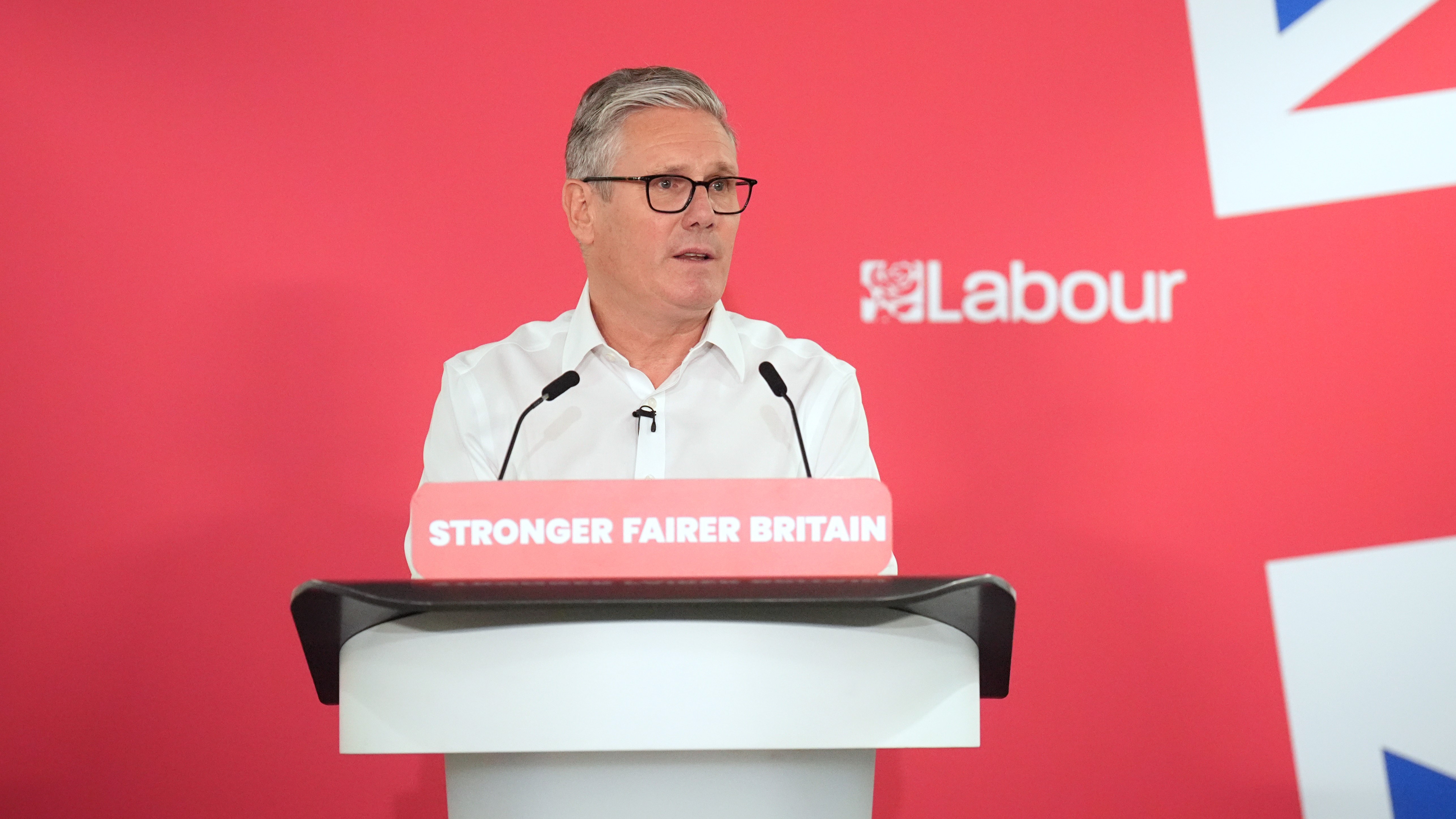 "Deeply destructive": No formal challenges as MPs call for Starmer's resignation 