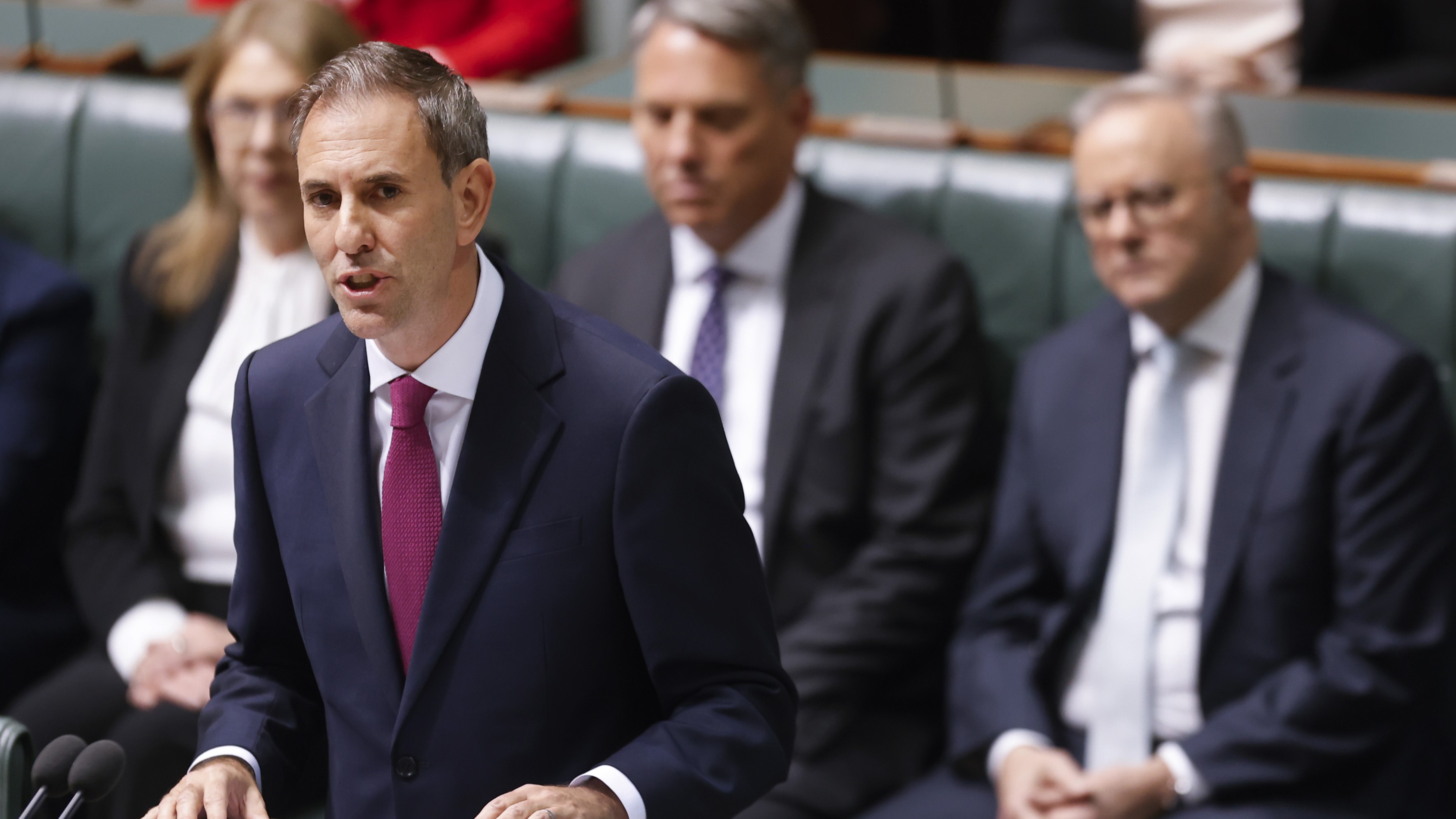 "Pittance compared to inflation": Working Australians to get tax cut under new Budget 