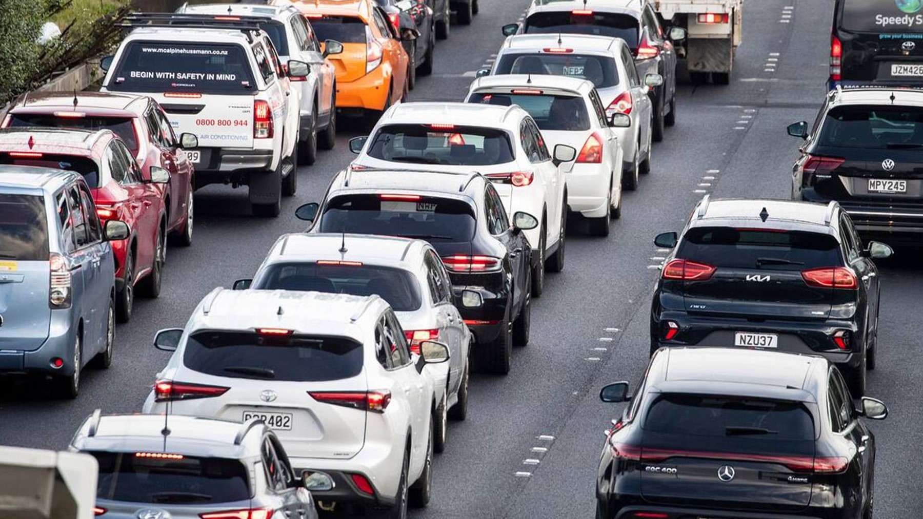 Heading away today? The Christmas traffic hotspots and times to avoid