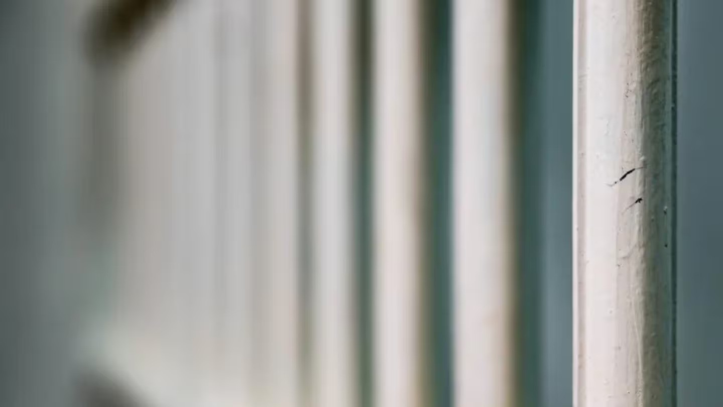 The fast moving prison expansion with a roof-less unit