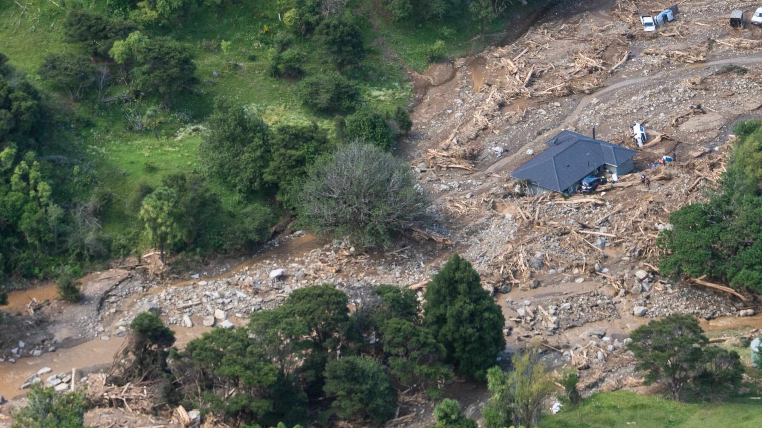 Cabinet set to meet to get support, recovery funding "flowing and out the door" - Luxon 