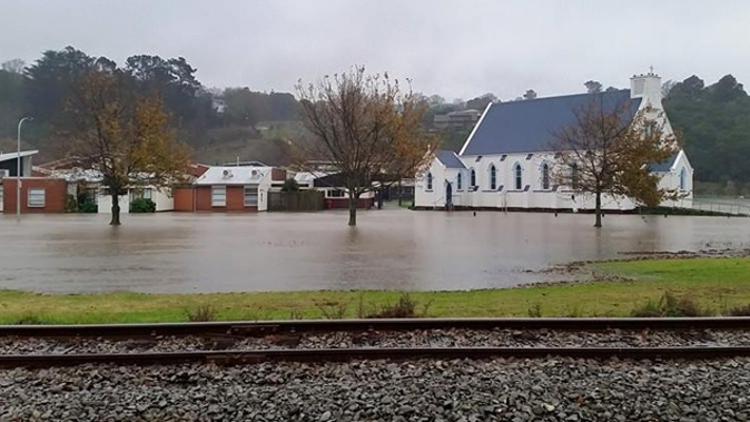 Flooding around Whanganui (via Facebook) 