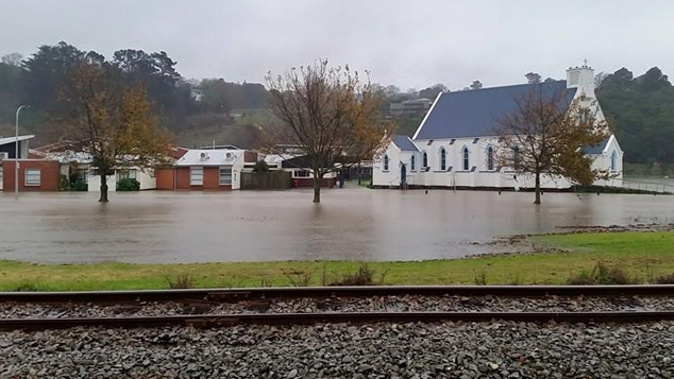 Flooding around Whanganui (via Facebook)