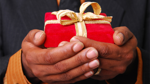 Sara Chatwin: Raise your kids to be grateful for their Christmas gifts