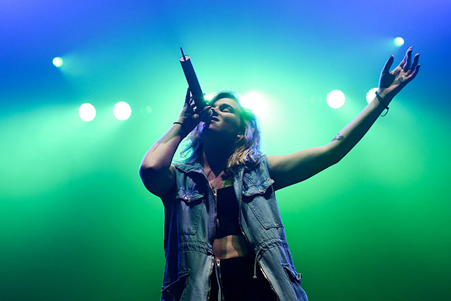 Broods - L.A.F. (written by Joel Little/Georgia Nott/Caleb Nott)