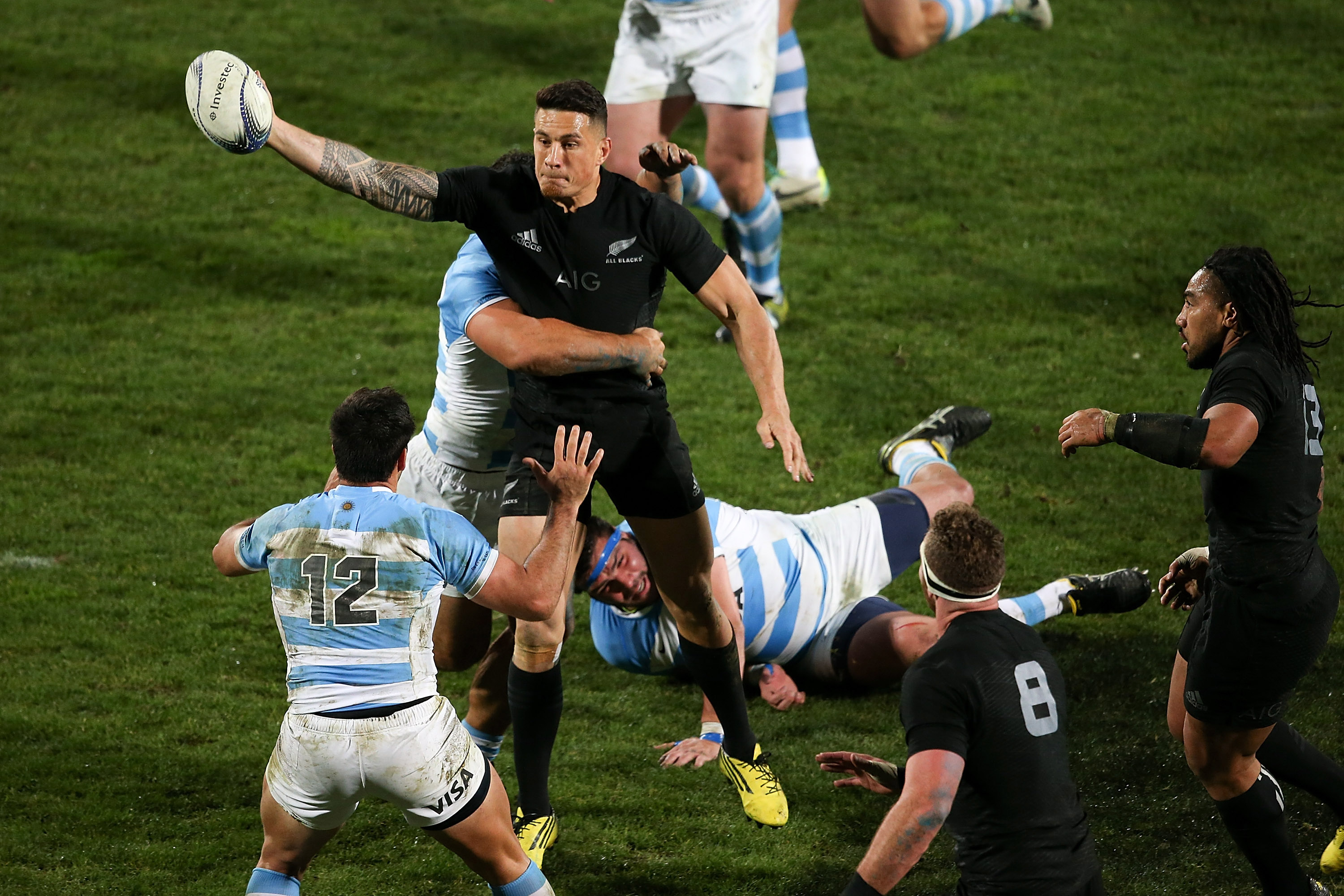 The midfield pairing of Sonny Bill Williams and Ma'a Nonu worked well. Both fed off each other, and while SBW had finesse, Nonu complimented that with brutal but intelligently used power. 