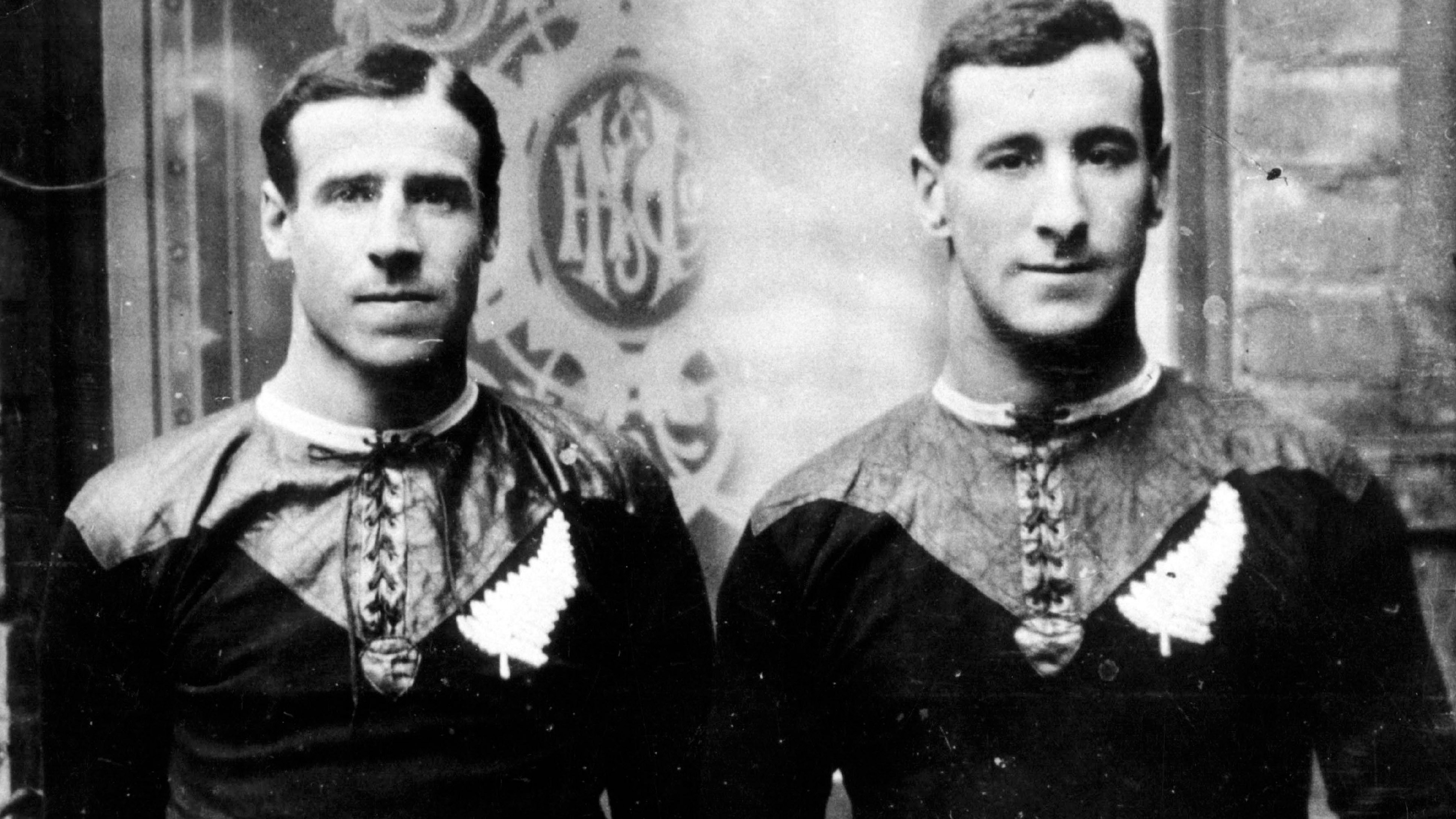 Billy Wallace and Fred Roberts (Photo Sport)