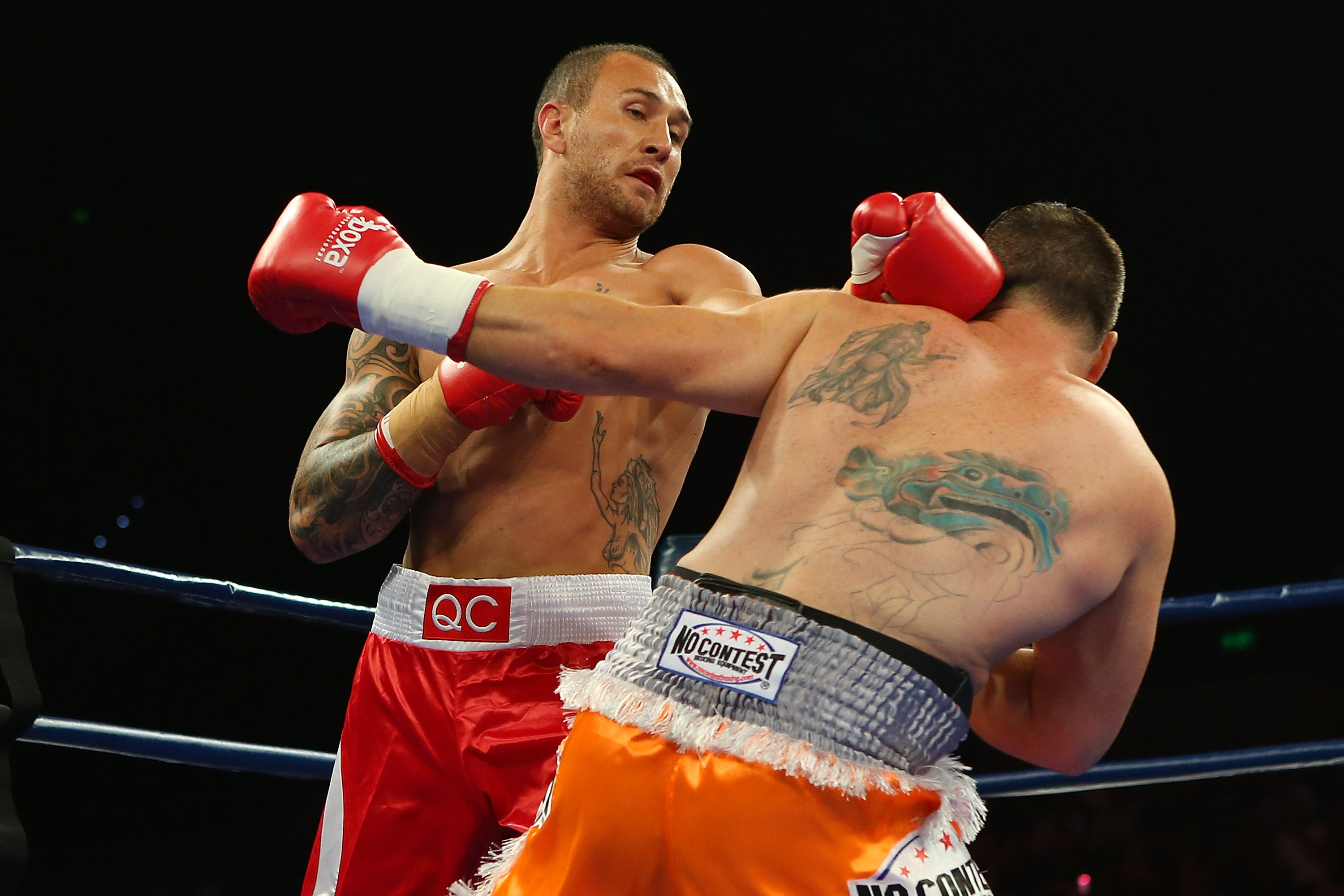 This later led to a brief stint in boxing, which led some commentators to question his commitment to rugby. 