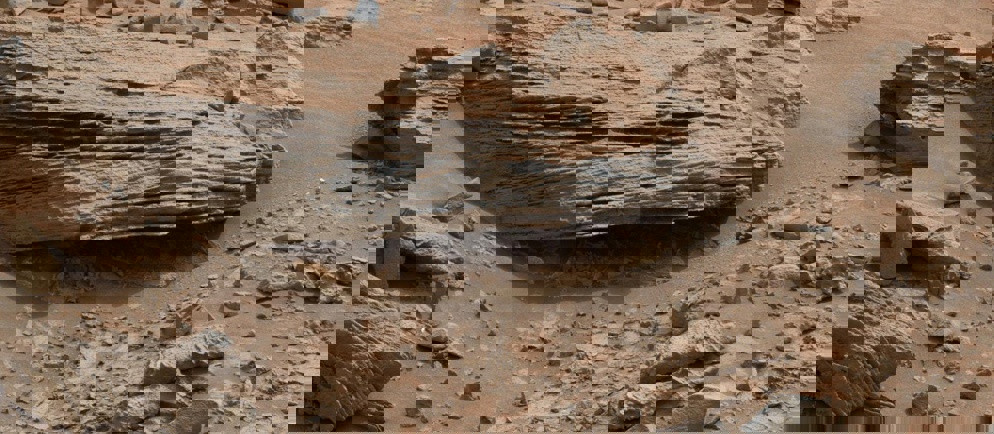 Cross-bedding seen in layers of Martian rock.