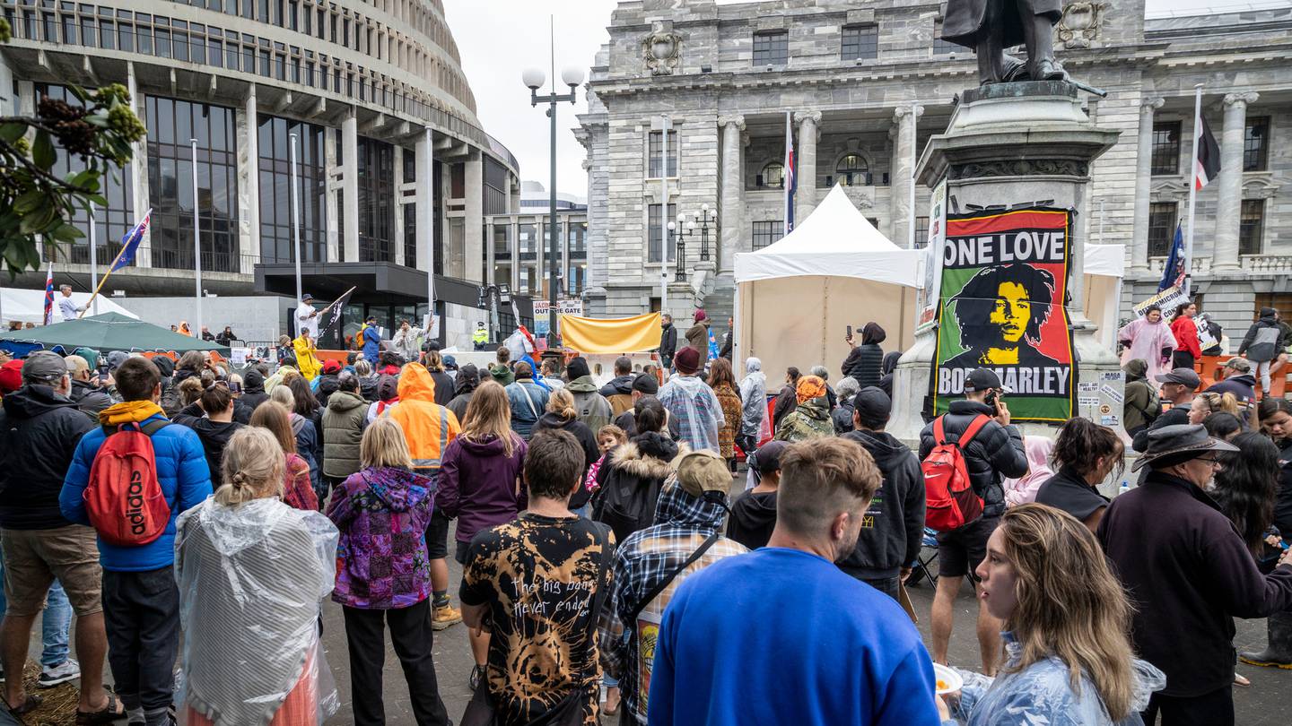 Convoy protesters woke to a bleak wet Sunday morning. Photo / Mike Scott