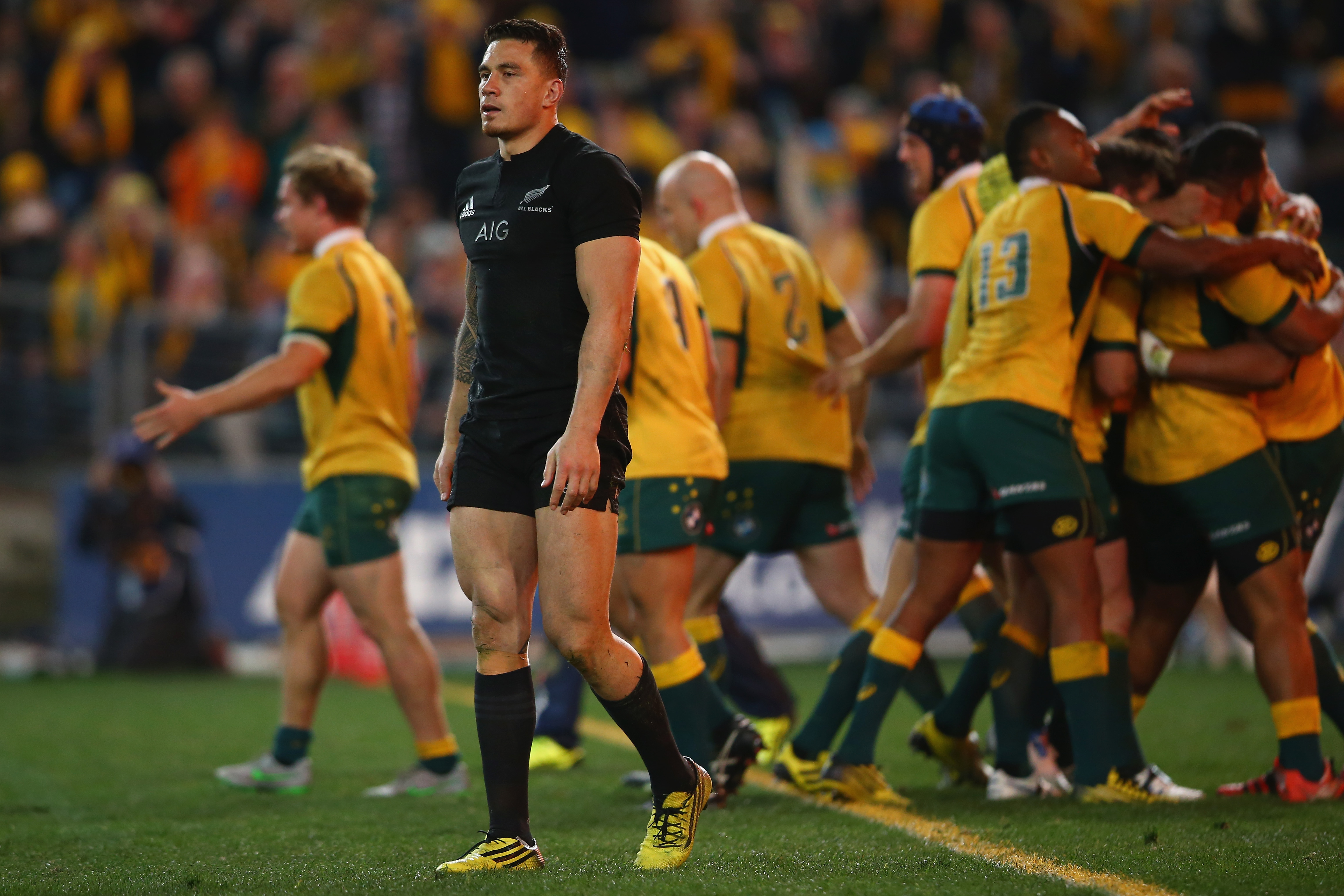 Sonny Bill-Williams lacked penetration in a midfield that was sorely missing Ma'a Nonu. Failed to make the most of the golden opportunity to cement a place in the starting XV. 