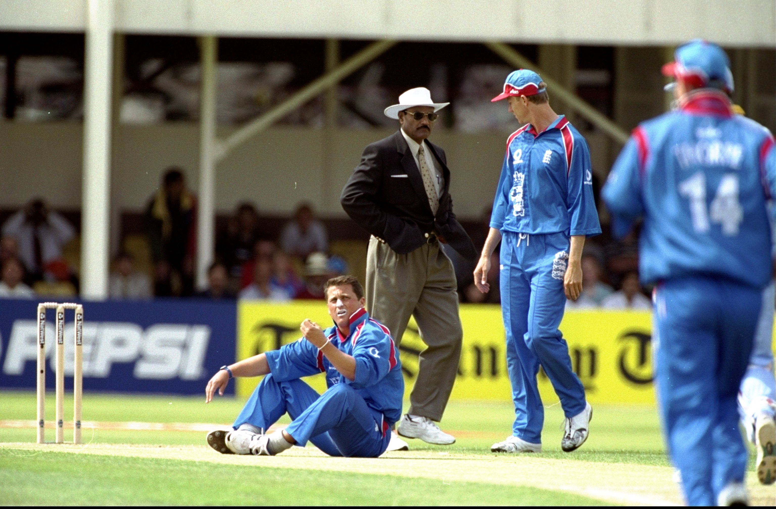 It's not unusual for English teams though, after the 1999 Cricket World Cup in which England failed to make it out of the pool, despite home advantage. 
