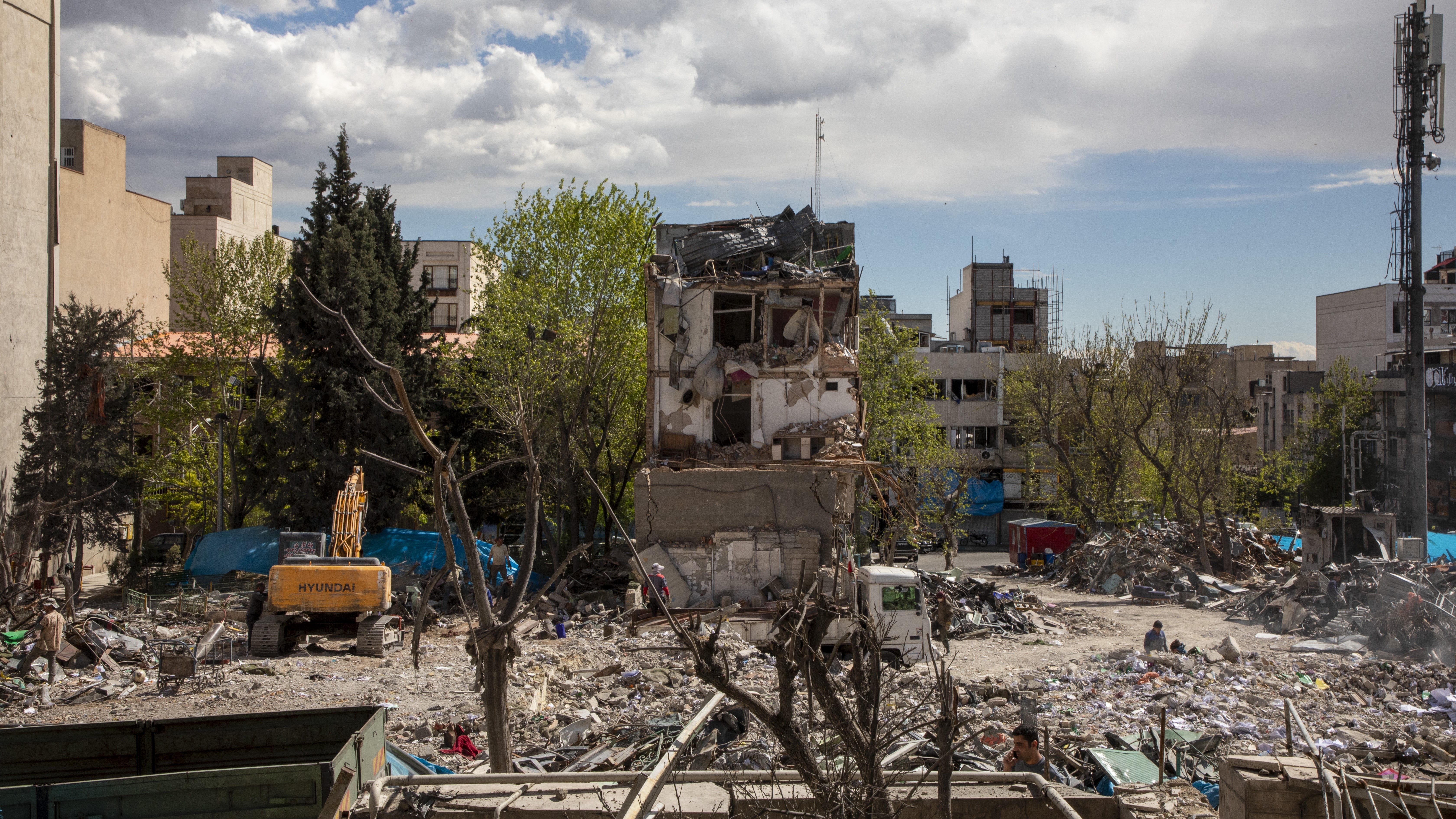 Hostilities between US, Iran unlikely to ease 'anytime soon', former Marine says 