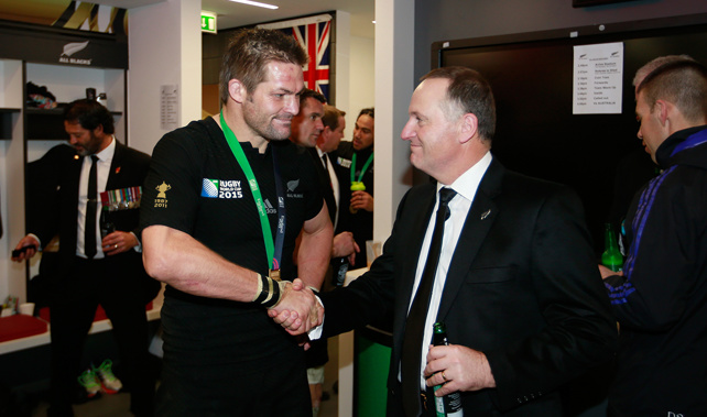 Richie McCaw with Prime Minister John Key (Getty Images)