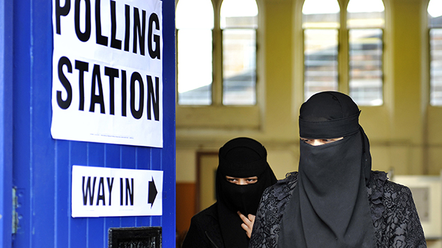 Muslim women voting in Britain (Getty Images)