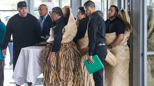 Pallbearers carry the casket of Jonah Lomu (Photo: Jason Oxenham, NZHerald)