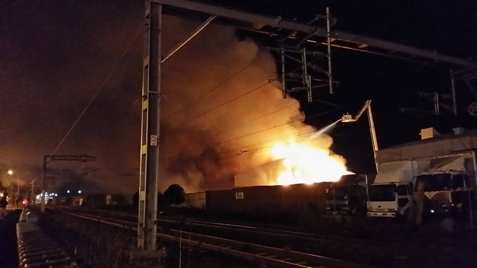 PHOTOS: Fire at Auckland Film Studios