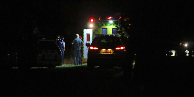 Police at the scene (NZ Herald) 