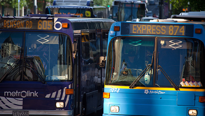 Buses from 4am tomorrow in Auckland will not take any cash (Getty Images)