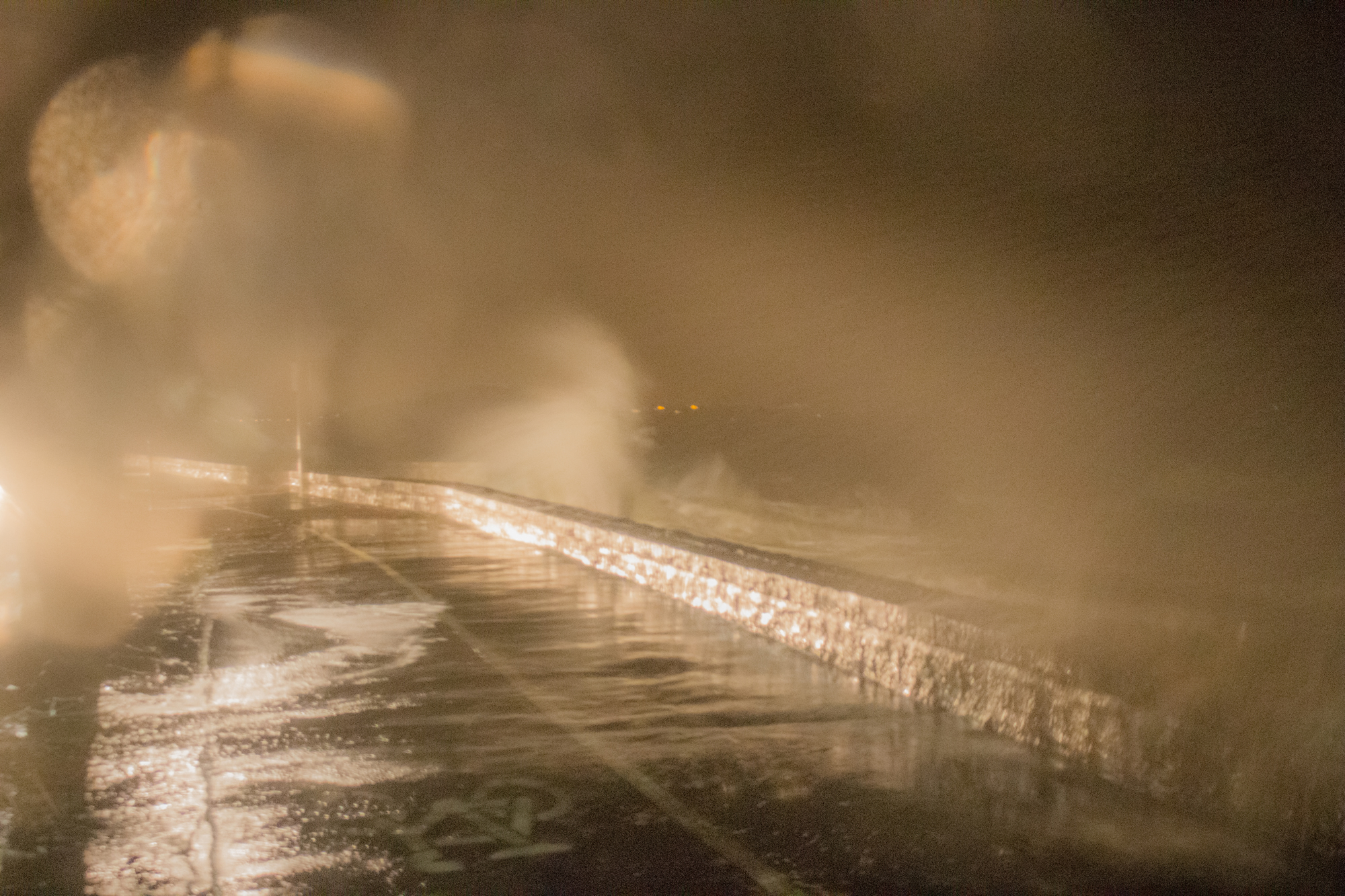 Fierce waves over Tamaki Drive, Auckland overnight (Matthew Davison) 