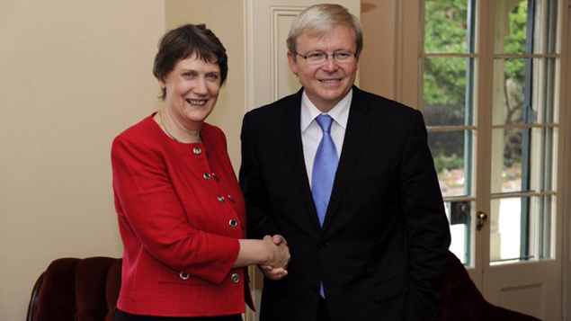 Helen Clark and Kevin Rudd shake hands (Supplied).