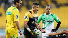 The battle between TJ Perenara and Aaron Smith was a highlight of the round (Getty Images)