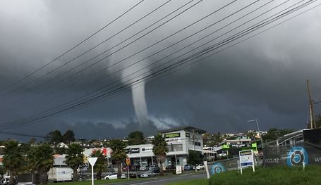 A view of the waterspout spotted in Auckland (Photo via Facebook - Margay Property Management)