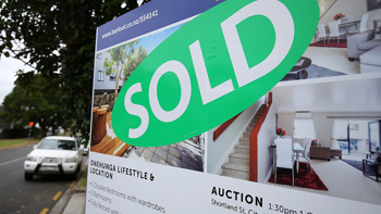 Govt set to scrap first-home buyers grant, many Kiwis left with "no chance" in the market