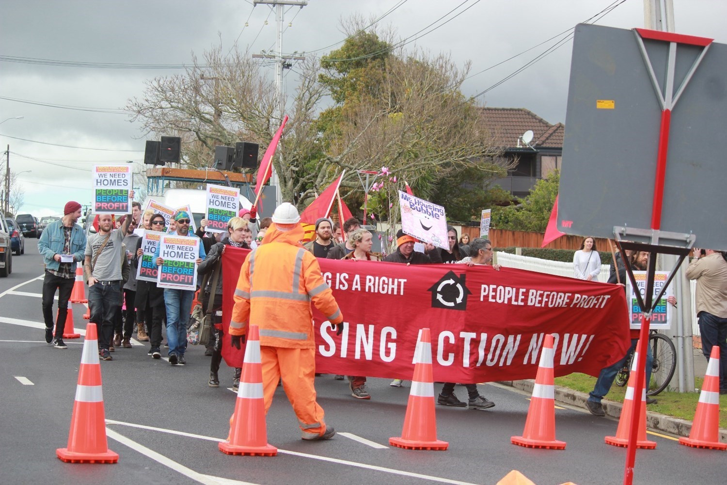 Security intervened to prevent protesters from going on site en masse. 