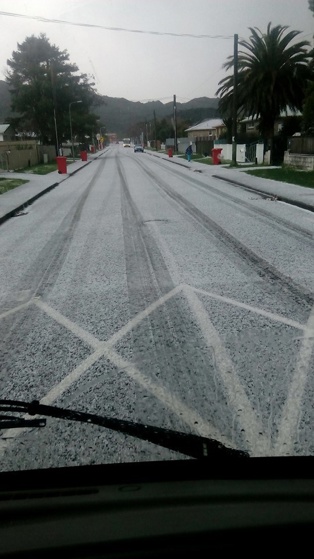 Roads covered in ice and snow - Parkway in Wainuiomata (Supplied)