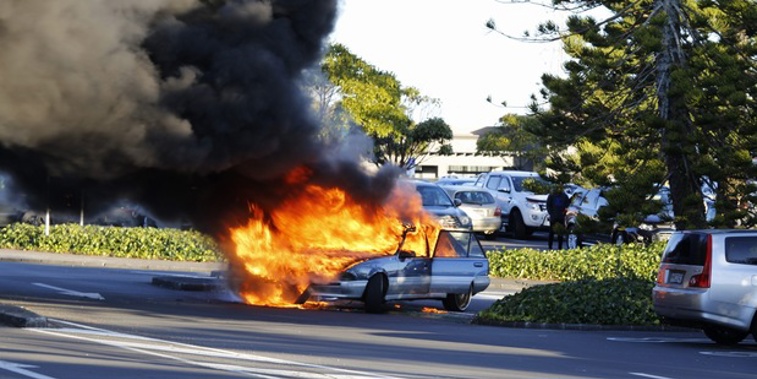 A car burst into flames at Pakuranga Plaza on Saturday evening (Supplied)