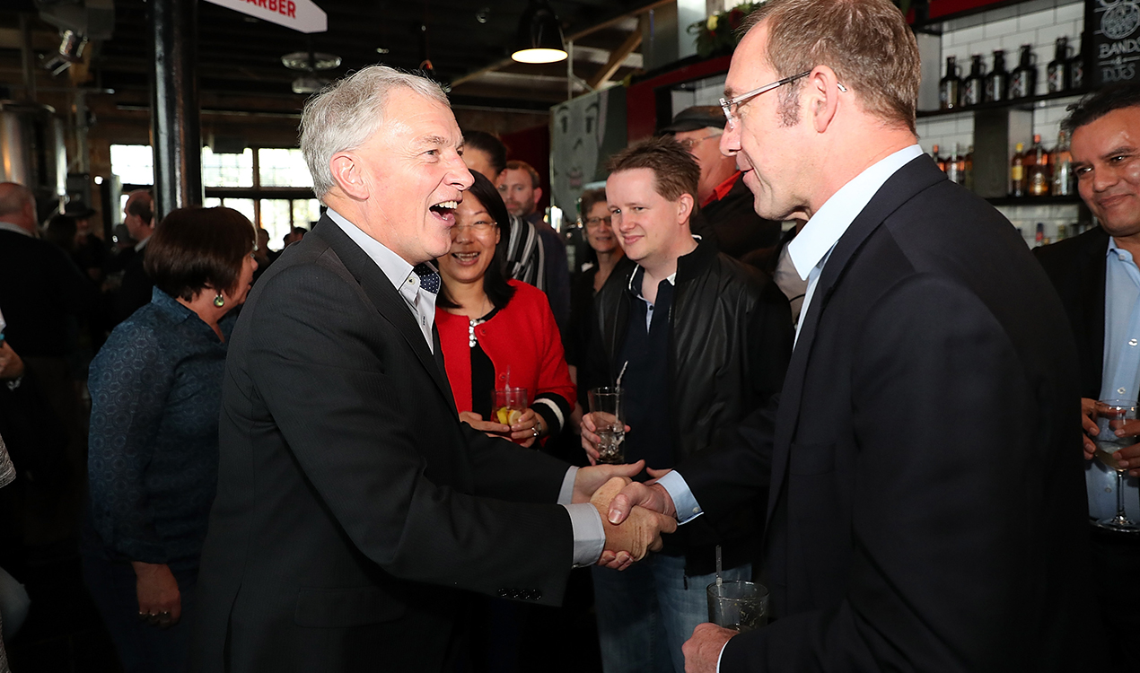 Auckland's new mayor Phil Goff (L) is congratulated by Labour Leader Andrew Little (Getty Images) 