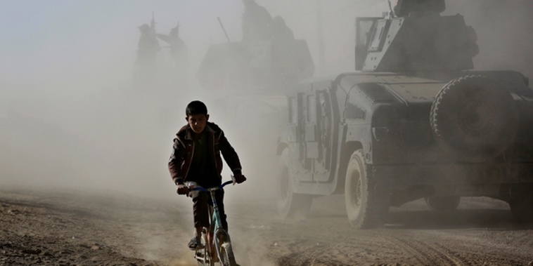 Iraqi special forces battling to clear Islamic State from eastern Mosul have killed nearly 1000 militants. Photo / AP / NZH