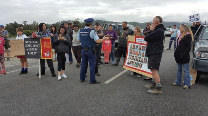 Protesters at an earlier demonstration against the sealing of Pike River mine (Greymouth Star)