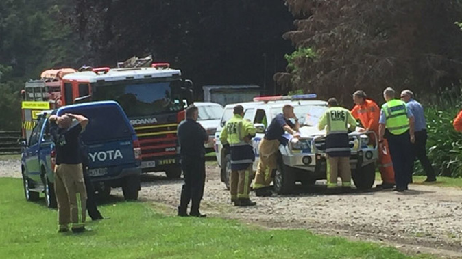 The city is expected to be without electricity until late tomorrow at least, after a plane crashed into high voltage lines this morning. (NZ Herald)