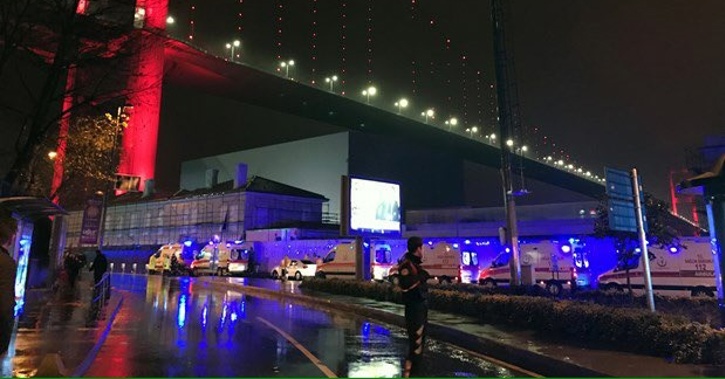 Emergency services at the scene (Twitter)