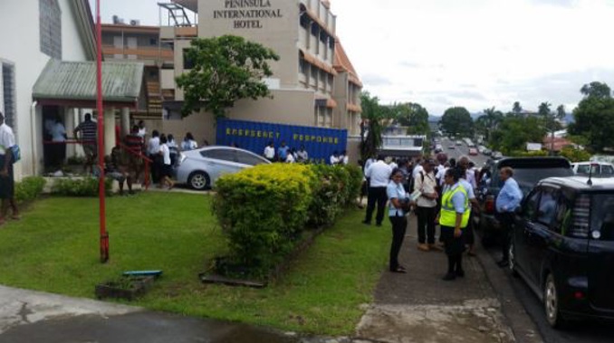 People in Suva heading for higher ground after an earthquake shook the island nation (Twitter - @CorinneAmbler)