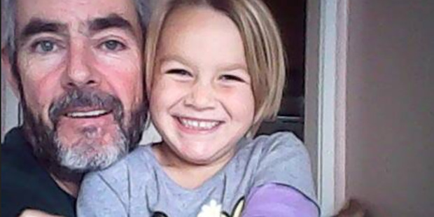Alan Langdon, 49, and his daughter Que Langdon, 6, have been missing for more than 20 days. (NZ Herald)