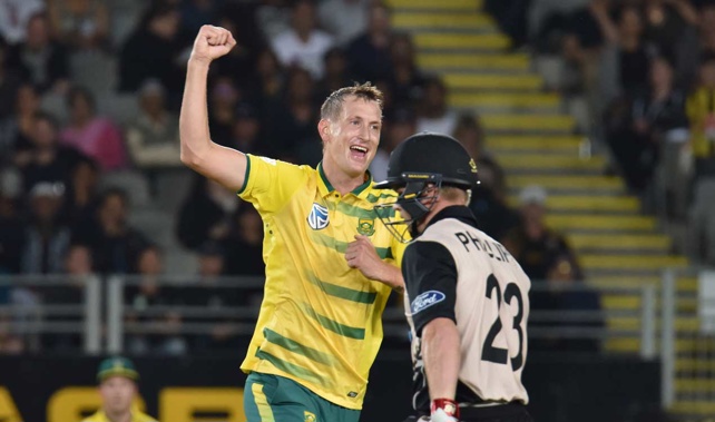 Chris Morris celebrates the wicket of Glenn Philips (Getty Images) 
