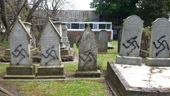 A vandalized Jewish cemetery in Auckland, 2012 (file)
