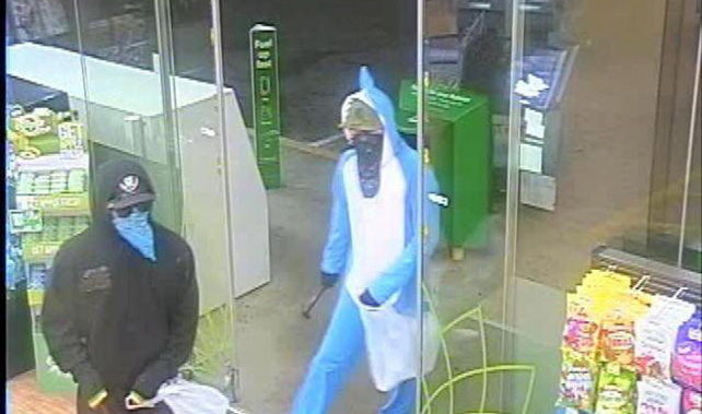 The robbers entering the store (Supplied/Police)