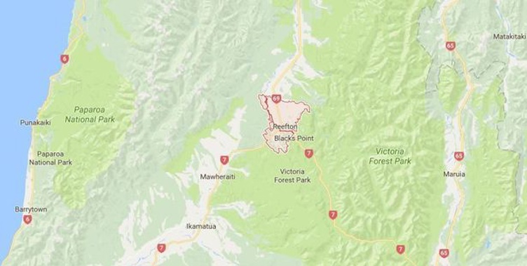 Search and rescue teams found the crashed helicopter near Reefton. (Google Maps)