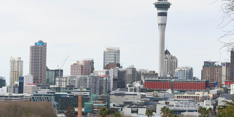 Further evidence has emerged that Auckland is becoming more of a buyer's market as house prices flatten across the city (Photo / NZME)