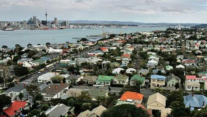 New Zealand's median house price rose 10 per cent to a new record in March, reflecting a lift in the number of higher value properties sold, according to the Real Estate Institute. (NZ Herald) 