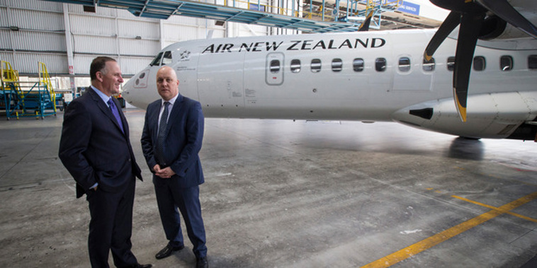 Former Prime Minister John Key and Air New Zealand CEO Christopher Luxon. (Jason Oxenham)