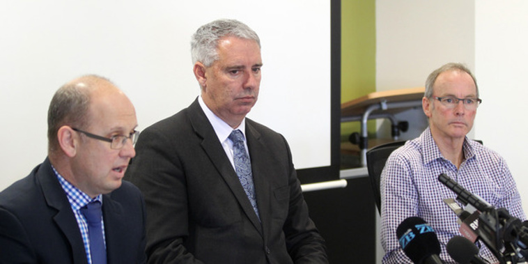 Hastings chief executive Ross McLeod (left) Mayor Lawrence Yule, mayor and water services manager Brett Chapman at a press conference during the gastro outbreak. Photo / Duncan Brown