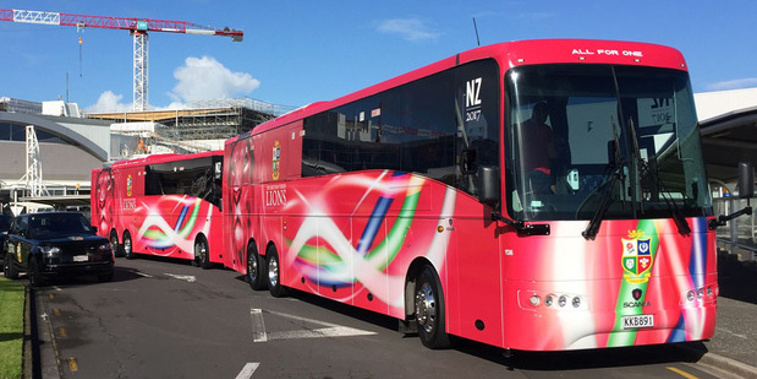 The team buses wait for the Lions squad members and officials. Photo / Greg Bowker